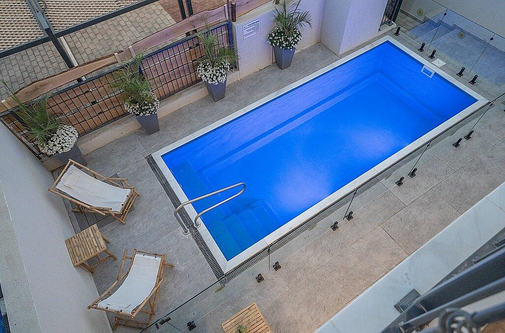 אלה סאן - וילה שקמה - בריכת שחייה גדולה